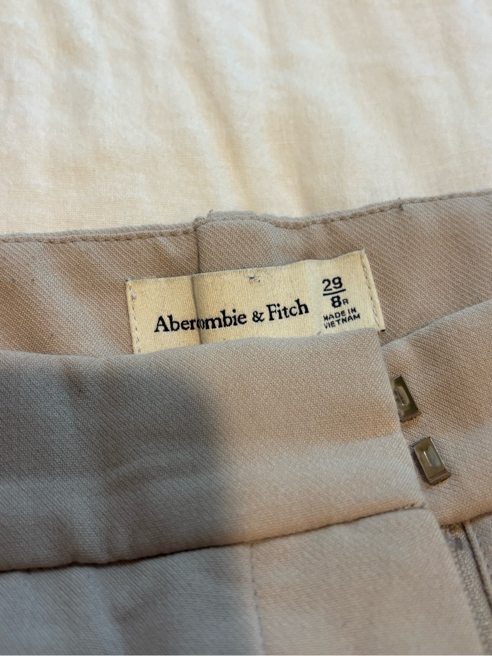 Abercrombie & Fitch Low rise Wide-Leg tailored pants in Taupe Beige - 8 - Picture 2 of 3